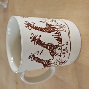 Vintage Papel Giraffe Coffe Tea Mug Vive La Difference